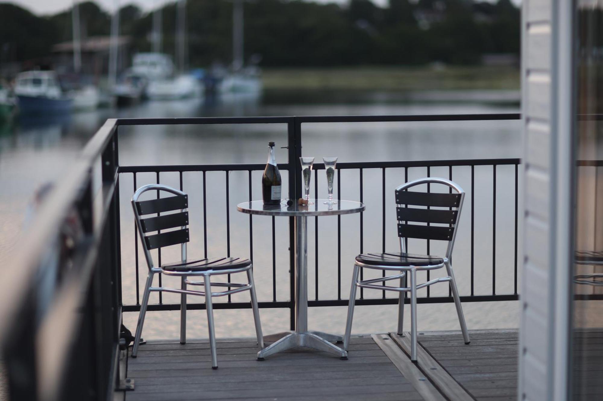 Mercury Yacht Harbour And Holiday Park Bursledon Exterior foto