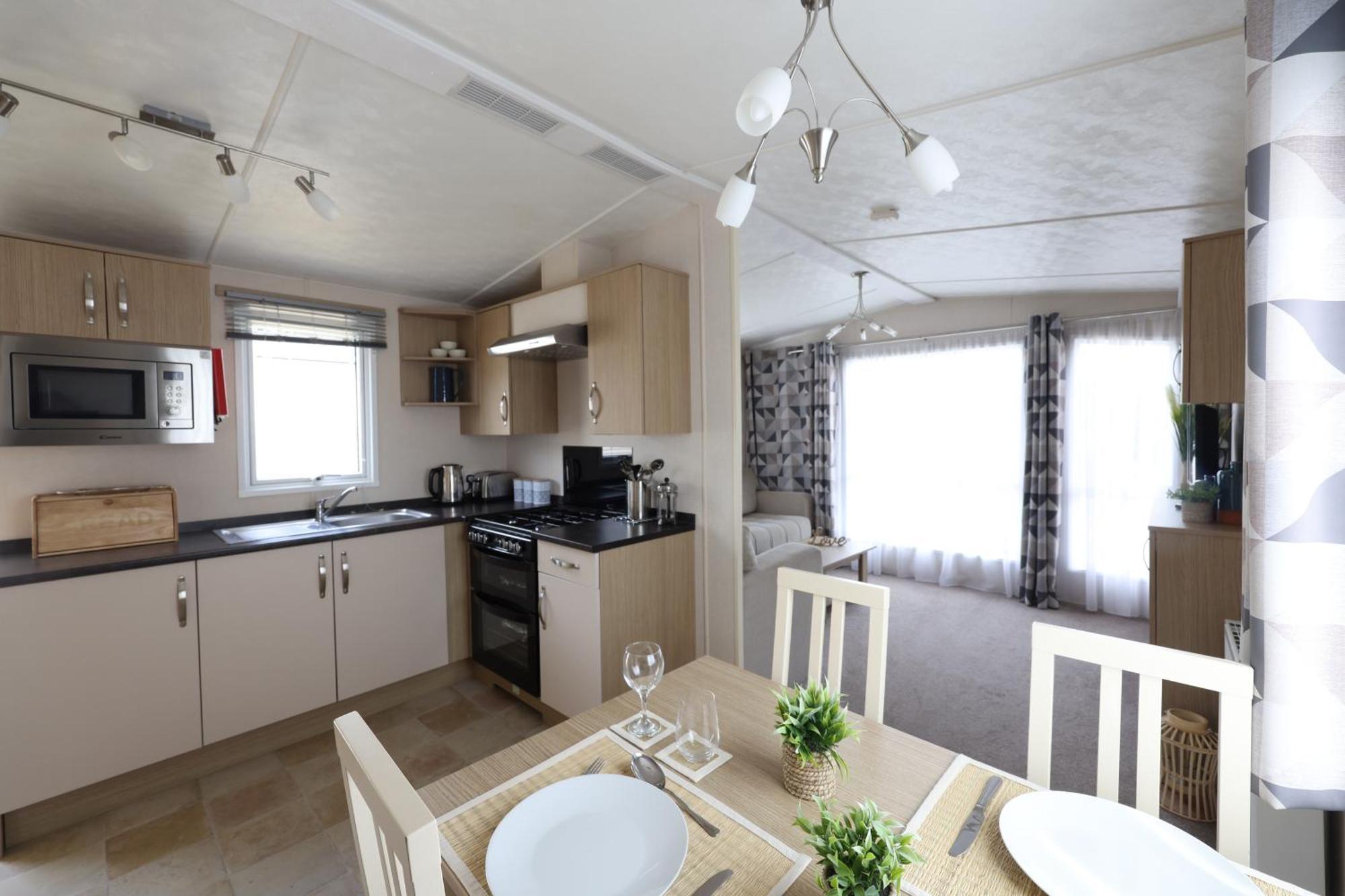 Mercury Yacht Harbour And Holiday Park Bursledon Exterior foto